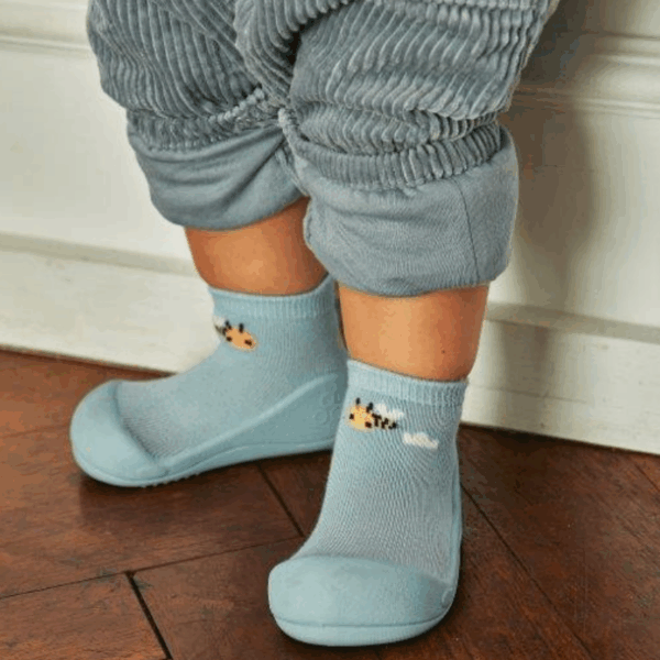 Attipas Bee Blue